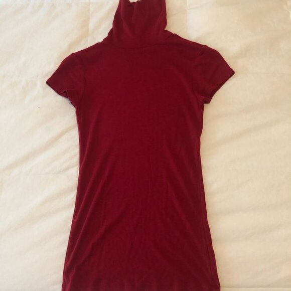Deep Cherry Red Shortsleeve Gap Turtleneck - Picture 1 of 1